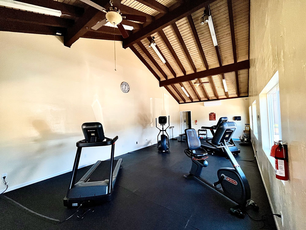 roundhouseresort-recroom1